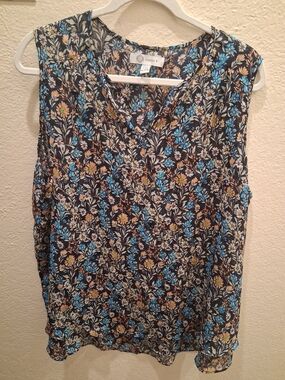 Cristina B, Blue Sleeveless Floral Top with Blue & Tan Flowers